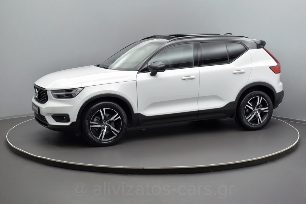 Volvo XC40 - D4 R-Design 190hp Panorama 4x4