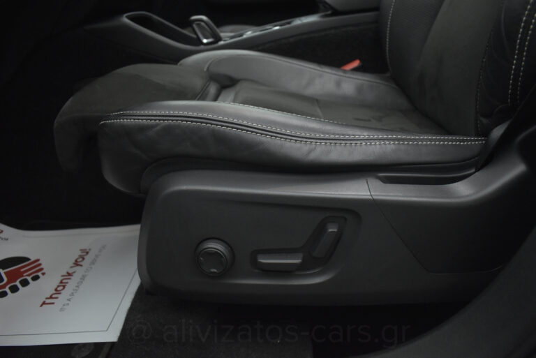 Volvo XC40 - D4 R-Design 190hp Panorama 4x4