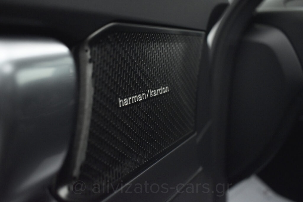 Volvo XC40 - D4 R-Design 190hp Panorama 4x4