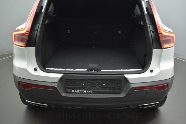 Volvo XC40 - D4 R-Design 190hp Panorama 4x4