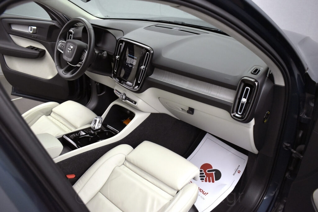 Volvo XC40 T4 Recharge Inscription Plug in Leather Navi R/19 - no-subtitle