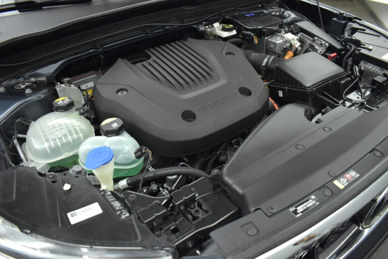 Volvo XC40 T4 Recharge Inscription Plug in Leather Navi R/19 - no-subtitle