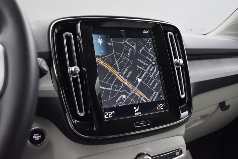 Volvo XC40 T4 Recharge Inscription Plug in Leather Navi R/19 - no-subtitle