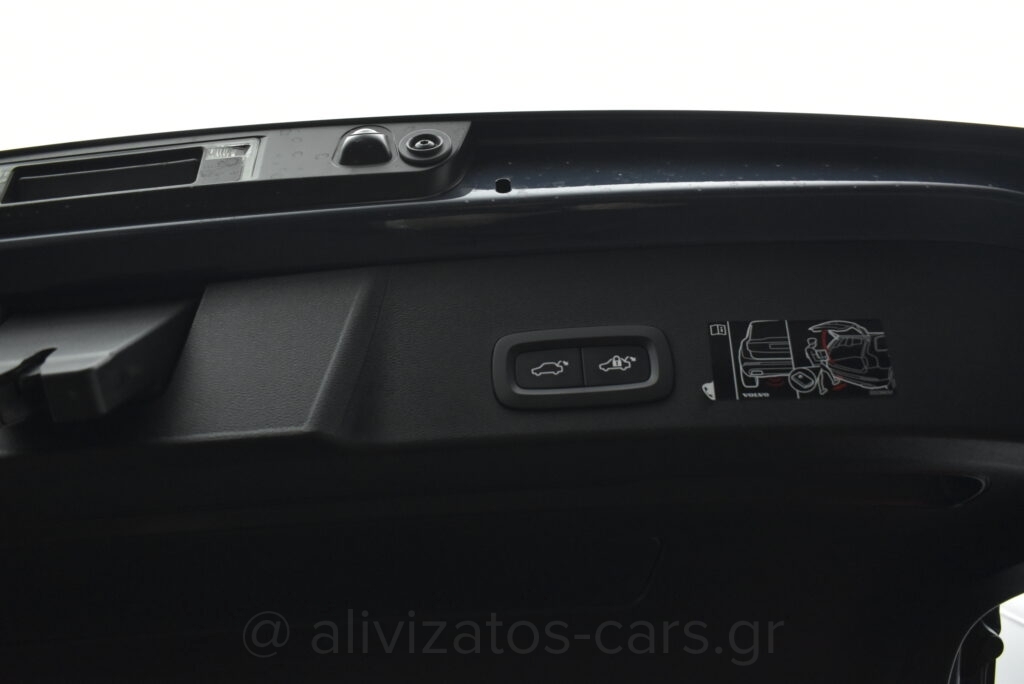 Volvo XC40 T4 Recharge Inscription Plug in Leather Navi R/19 - no-subtitle