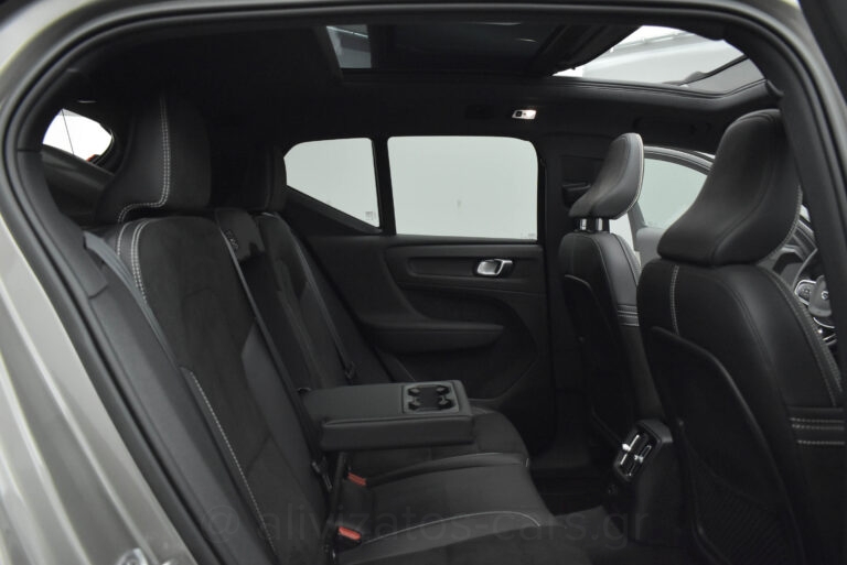 Volvo XC40 -  T5 Recharge 262hp Leather Navi R19