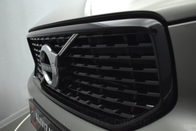 Volvo XC40 -  T5 Recharge 262hp Leather Navi R19