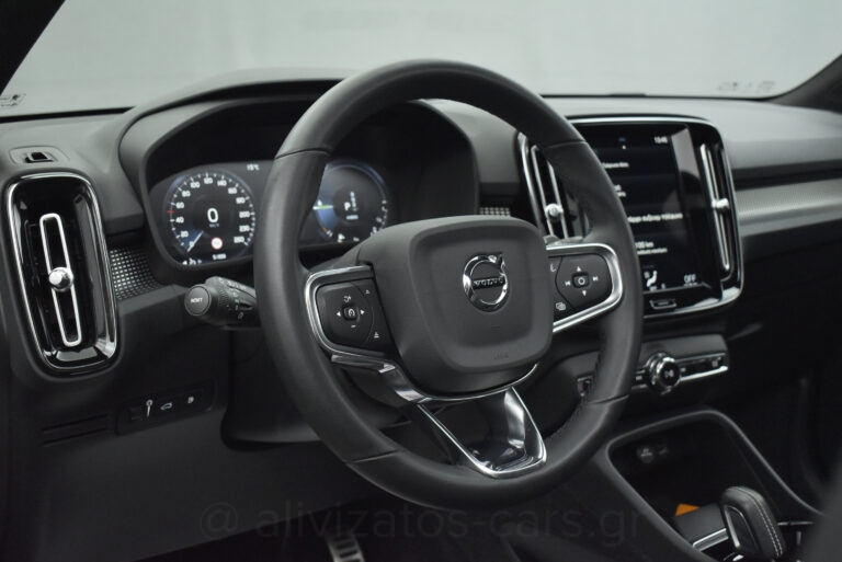 Volvo XC40 -  T5 Recharge 262hp Leather Navi R19