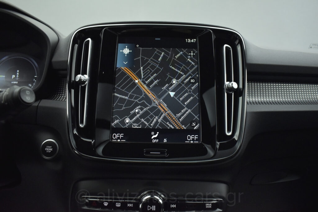 Volvo XC40 -  T5 Recharge 262hp Leather Navi R19