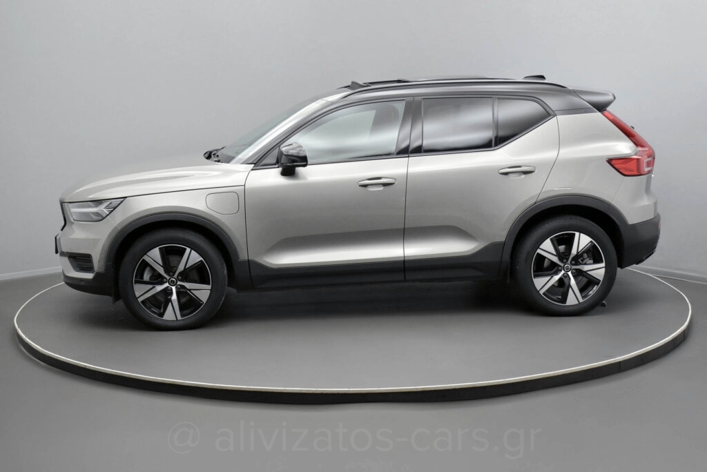 Volvo XC40 -  T5 Recharge 262hp Leather Navi R19