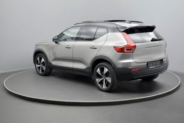 Volvo XC40 -  T5 Recharge 262hp Leather Navi R19