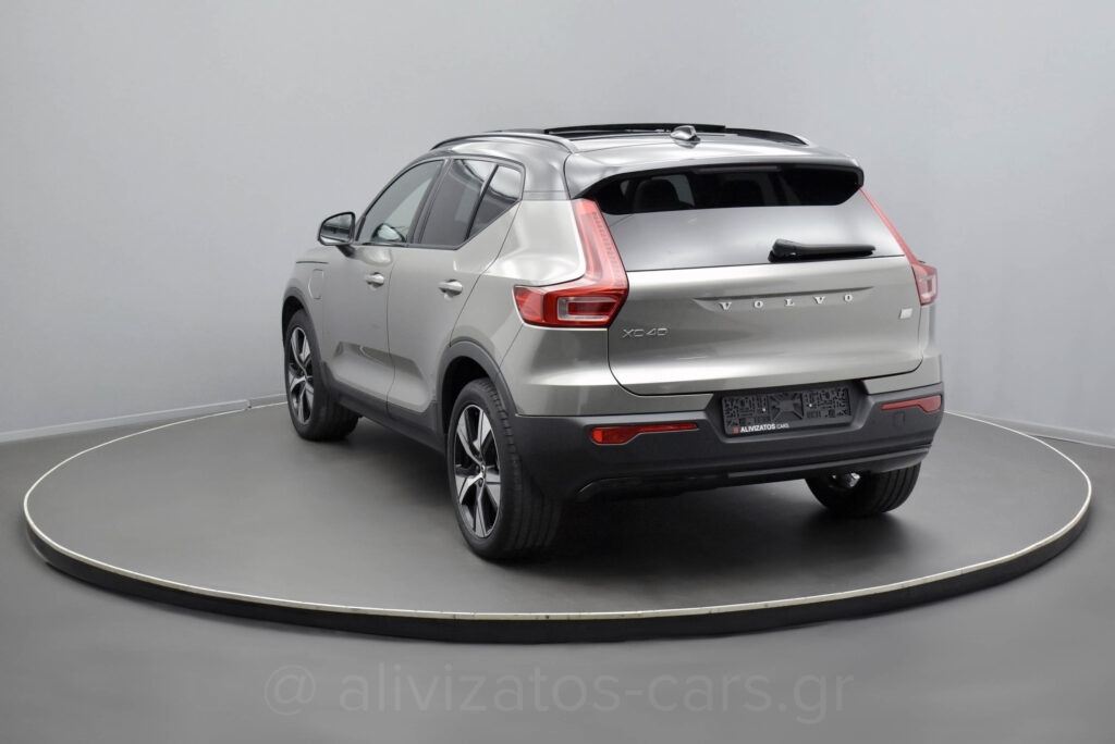 Volvo XC40 -  T5 Recharge 262hp Leather Navi R19