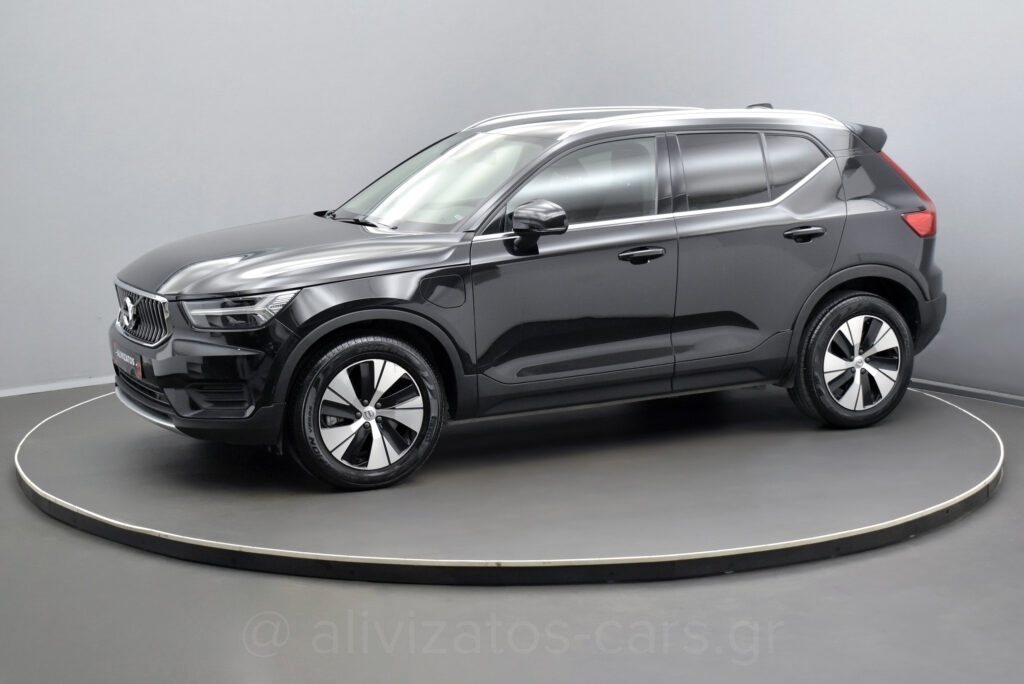Volvo XC40 -  T5 Recharge Inscription 262hp Navi & Camera 360