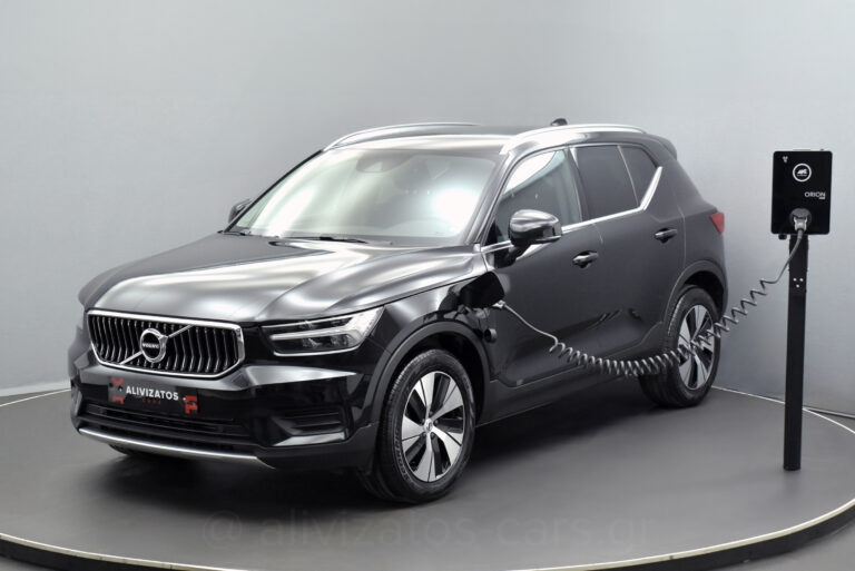 Volvo XC40 -  T5 Recharge Inscription 262hp Navi & Camera 360
