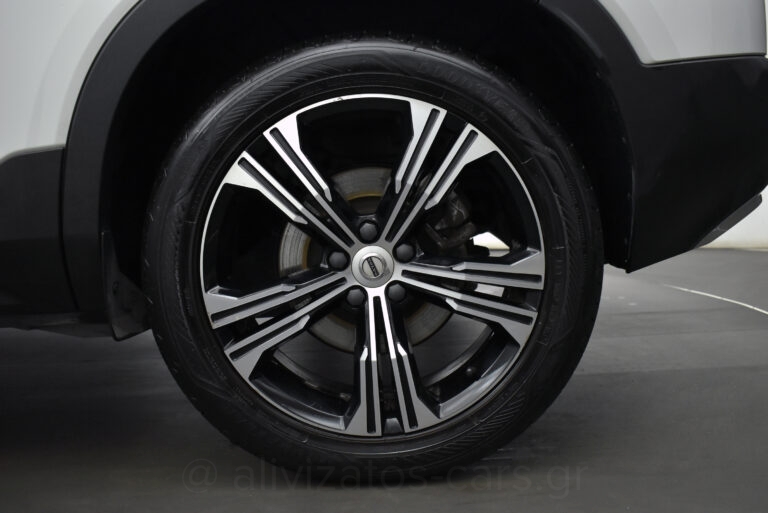 Volvo XC40 - T5 Recharge Inscription Panorama Plug in 262h Navi