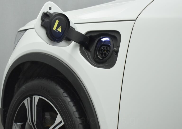Volvo XC40 - T5 Recharge Inscription Panorama Plug in 262h Navi