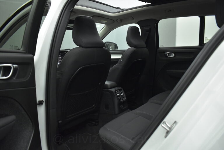 Volvo XC40 - T5 Recharge Inscription Panorama Plug in 262h Navi