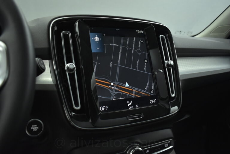 Volvo XC40 - T5 Recharge Inscription Panorama Plug in 262h Navi