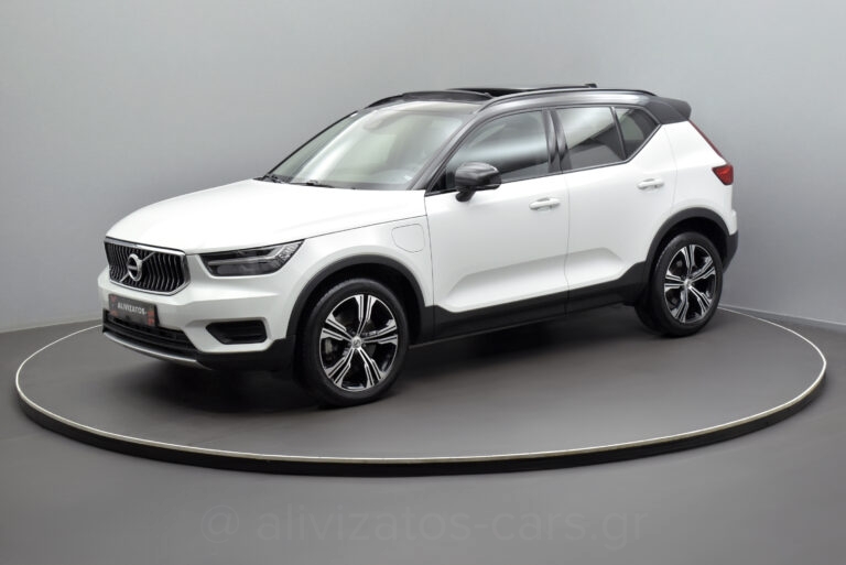 Volvo XC40 - T5 Recharge Inscription Panorama Plug in 262h Navi