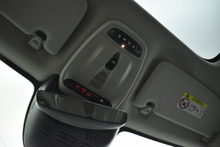 Volvo XC40 - T5 Recharge Inscription Panorama Plug in 262h Navi