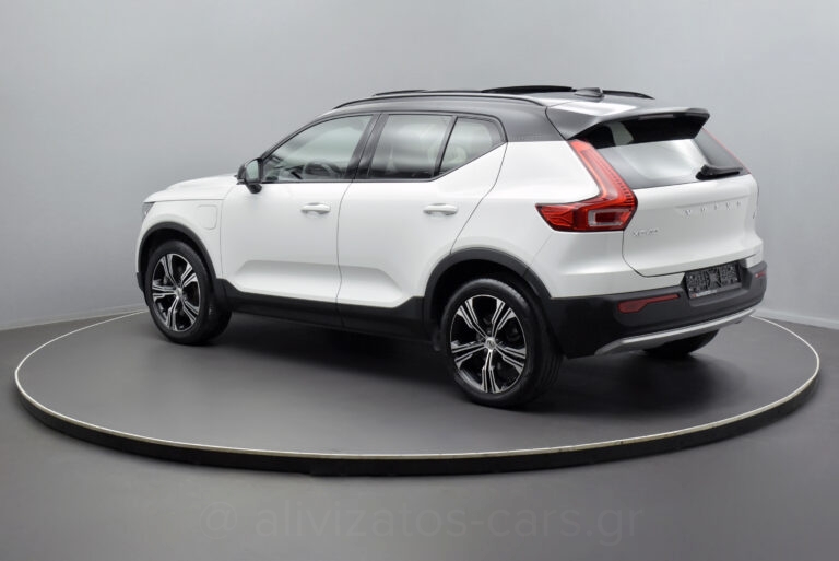 Volvo XC40 - T5 Recharge Inscription Panorama Plug in 262h Navi