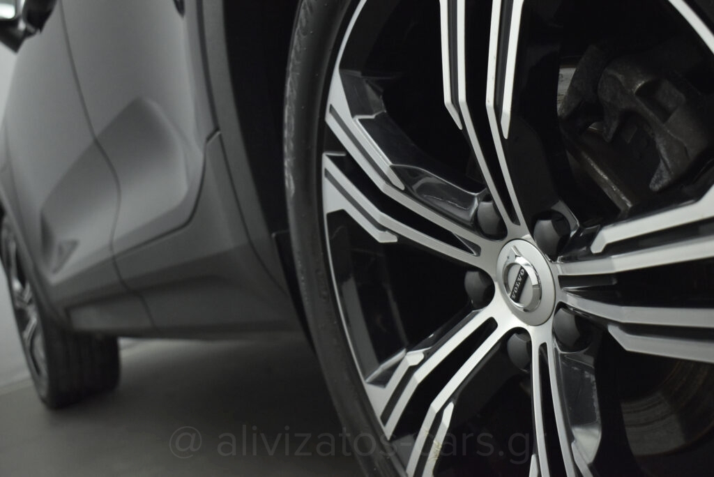 Volvo XC40 - T5 Recharge Inscription Plug in 262h Camera