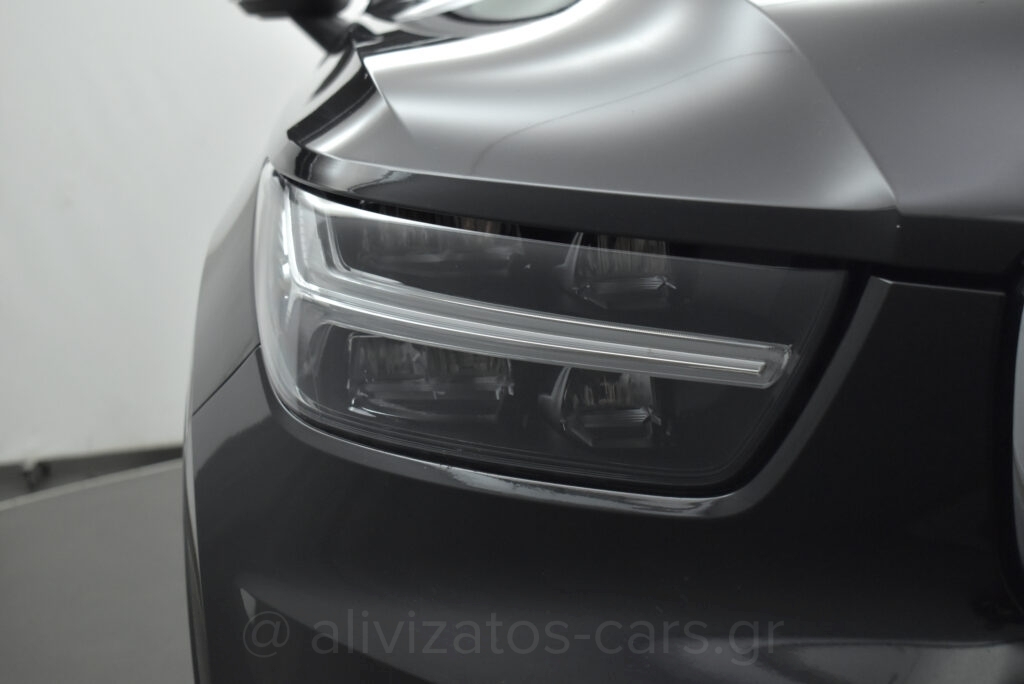 Volvo XC40 - T5 Recharge Inscription Plug in 262h Camera