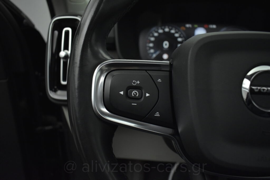 Volvo XC40 - T5 Recharge Inscription Plug in 262h Camera