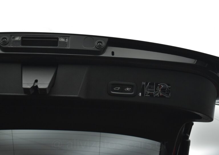 Volvo XC40 - T5 Recharge Inscription Plug in 262h Camera