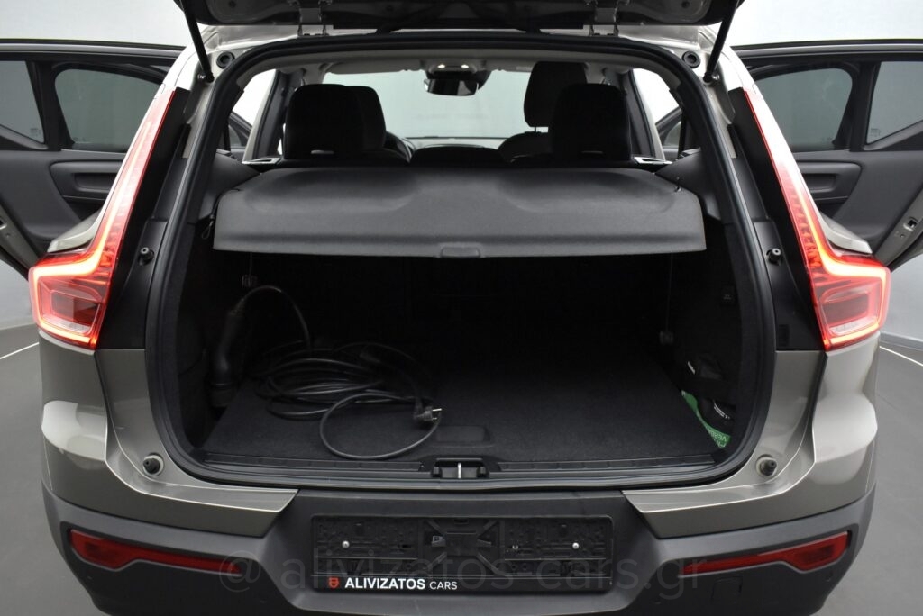 Volvo XC40 - T5 Recharge Inscription Plug in 262hp Panorama Camera