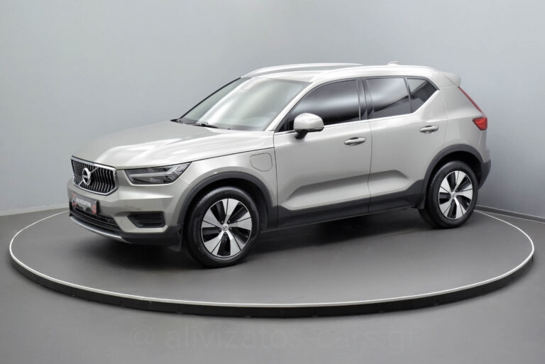Volvo XC40 - T5 Recharge Inscription Plug in 262hp Panorama Camera