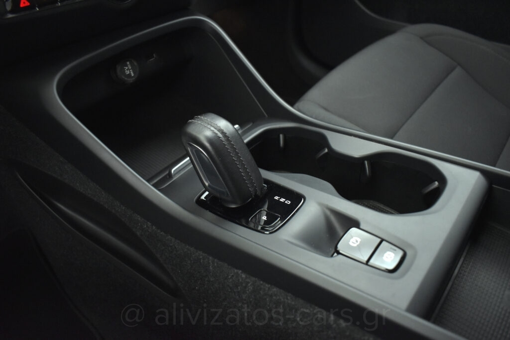 Volvo XC40 - T5 Recharge Inscription Plug in 262hp Panorama Camera