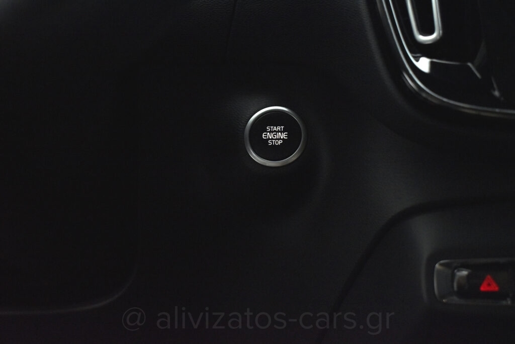 Volvo XC40 - T5 Recharge Inscription Plug in 262hp Panorama Camera
