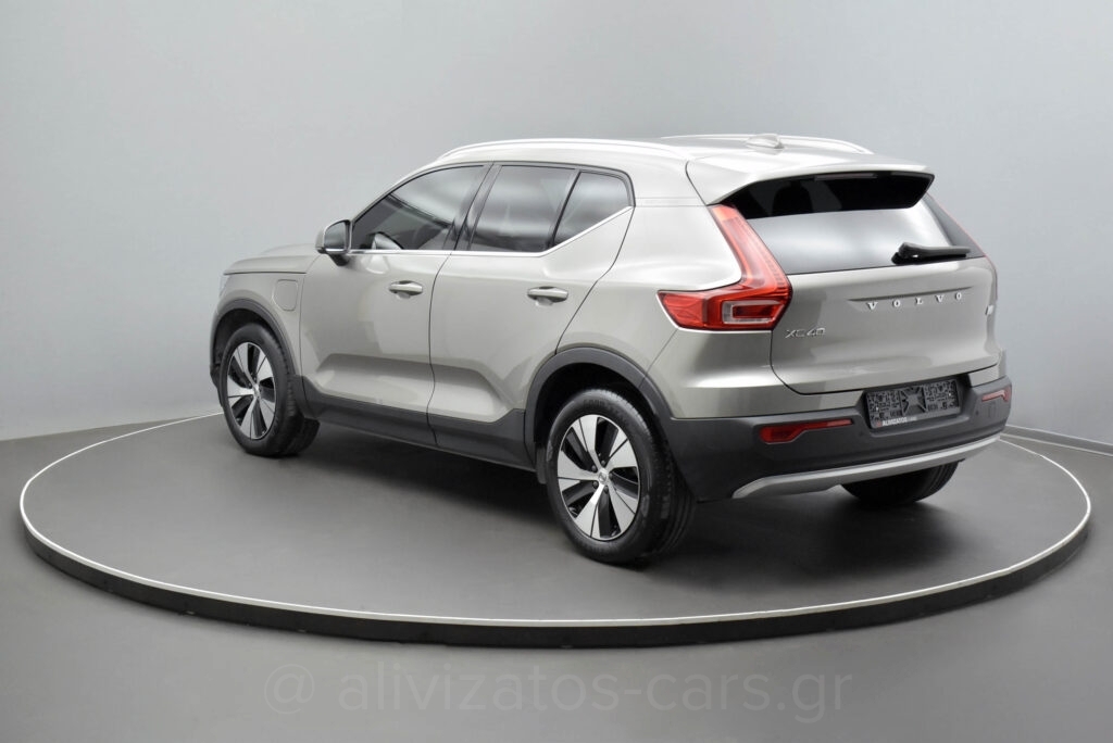 Volvo XC40 - T5 Recharge Inscription Plug in 262hp Panorama Camera