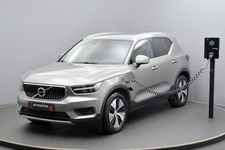 Volvo XC40 - T5 Recharge Inscription Plug in 262hp Panorama Camera