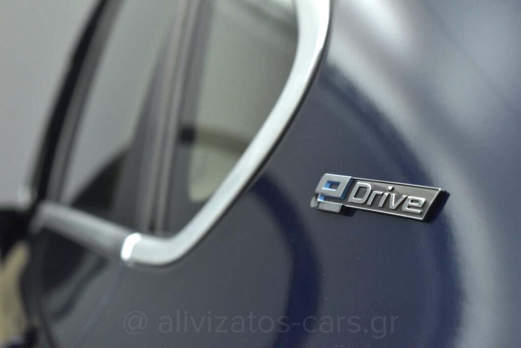 Bmw 225XE - LUXURY PANORAMA 4WD Plug-in 224hp