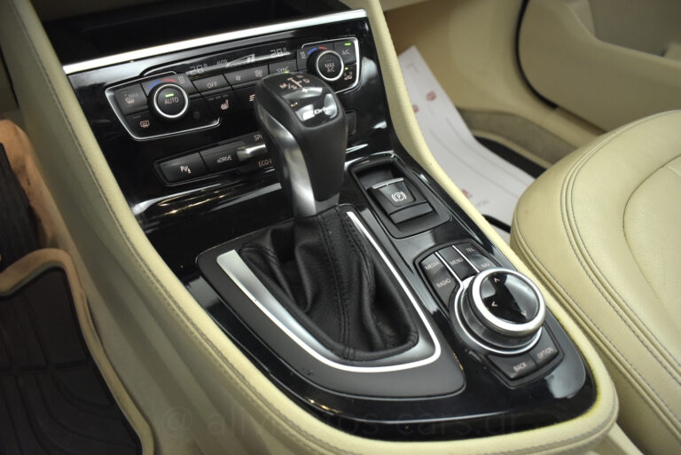 Bmw 225XE - LUXURY PANORAMA 4WD Plug-in 224hp