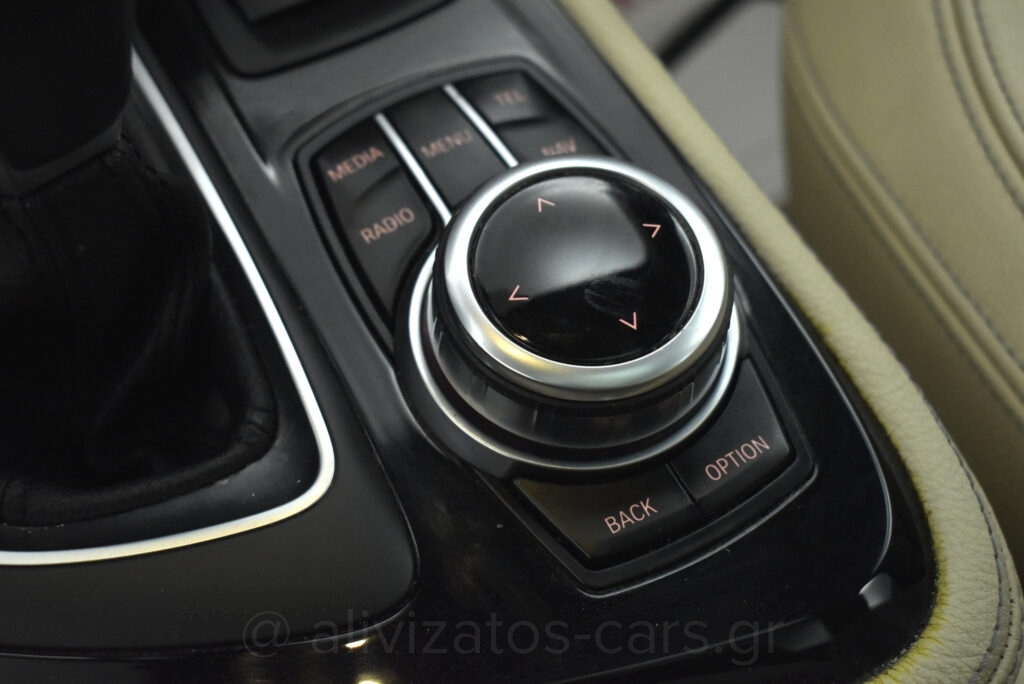 Bmw 225XE - LUXURY PANORAMA 4WD Plug-in 224hp