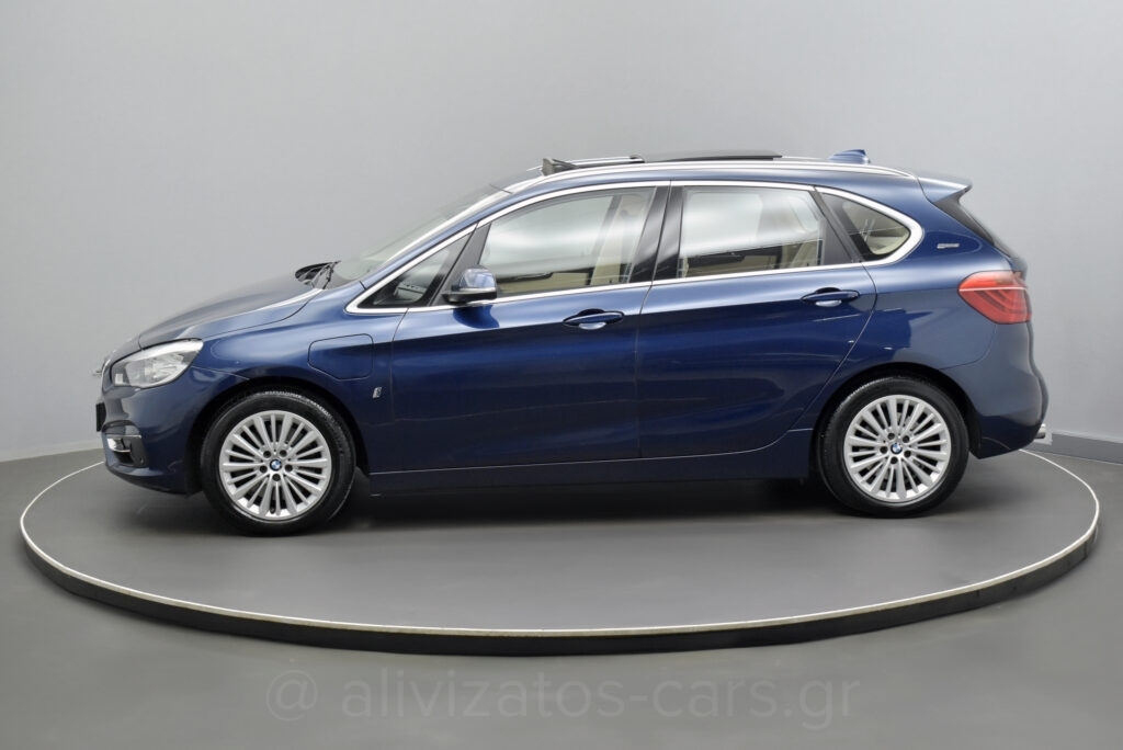 Bmw 225XE - LUXURY PANORAMA 4WD Plug-in 224hp