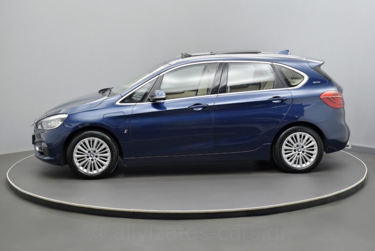 Bmw 225XE - LUXURY PANORAMA 4WD Plug-in 224hp