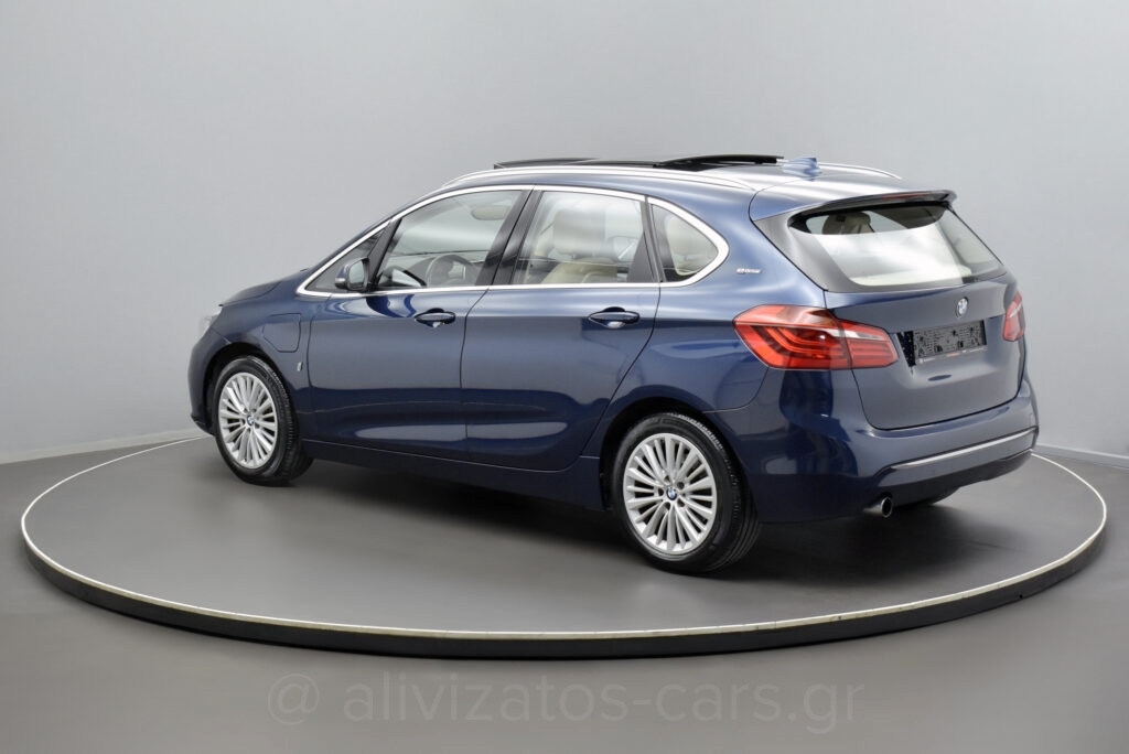 Bmw 225XE - LUXURY PANORAMA 4WD Plug-in 224hp
