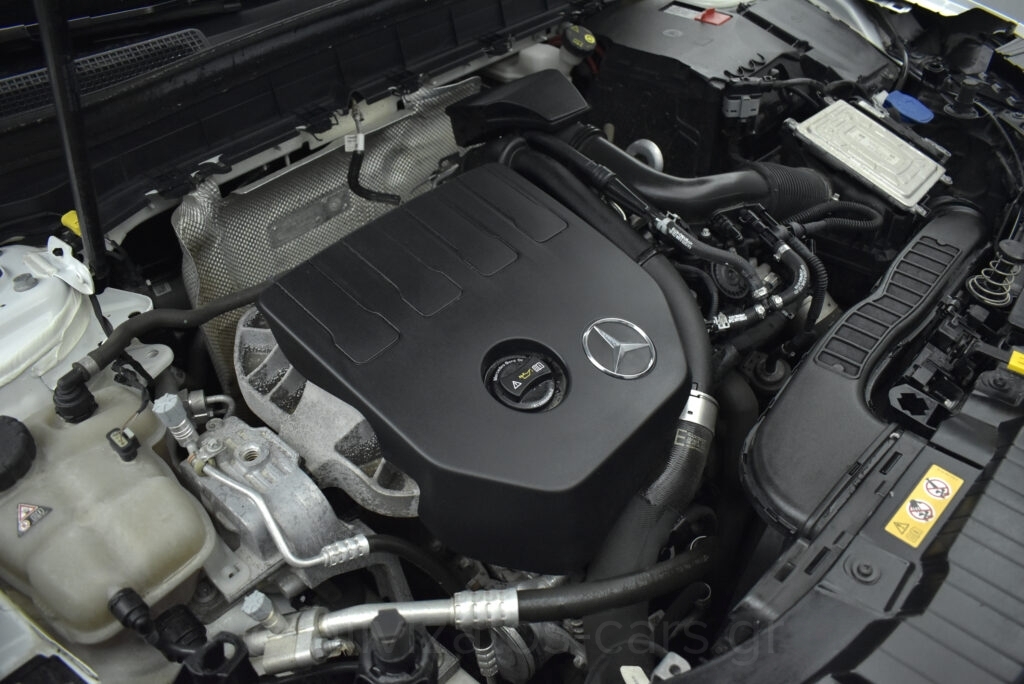 Mercedes-Benz GLB 200 - 1.3 Style Line 7G-DCT 163hp