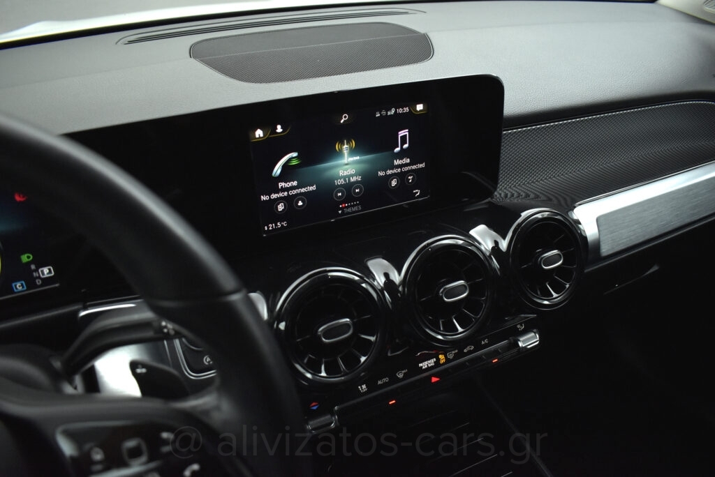 Mercedes-Benz GLB 200 - 1.3 Style Line 7G-DCT 163hp