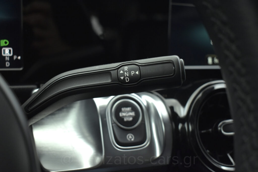 Mercedes-Benz GLB 200 - 1.3 Style Line 7G-DCT 163hp