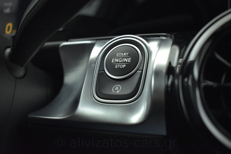 Mercedes-Benz GLB 200 - 1.3 Style Line 7G-DCT 163hp