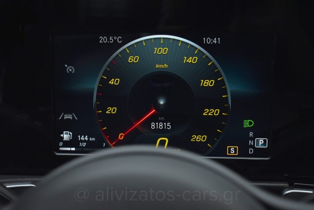 Mercedes-Benz GLB 200 - 1.3 Style Line 7G-DCT 163hp
