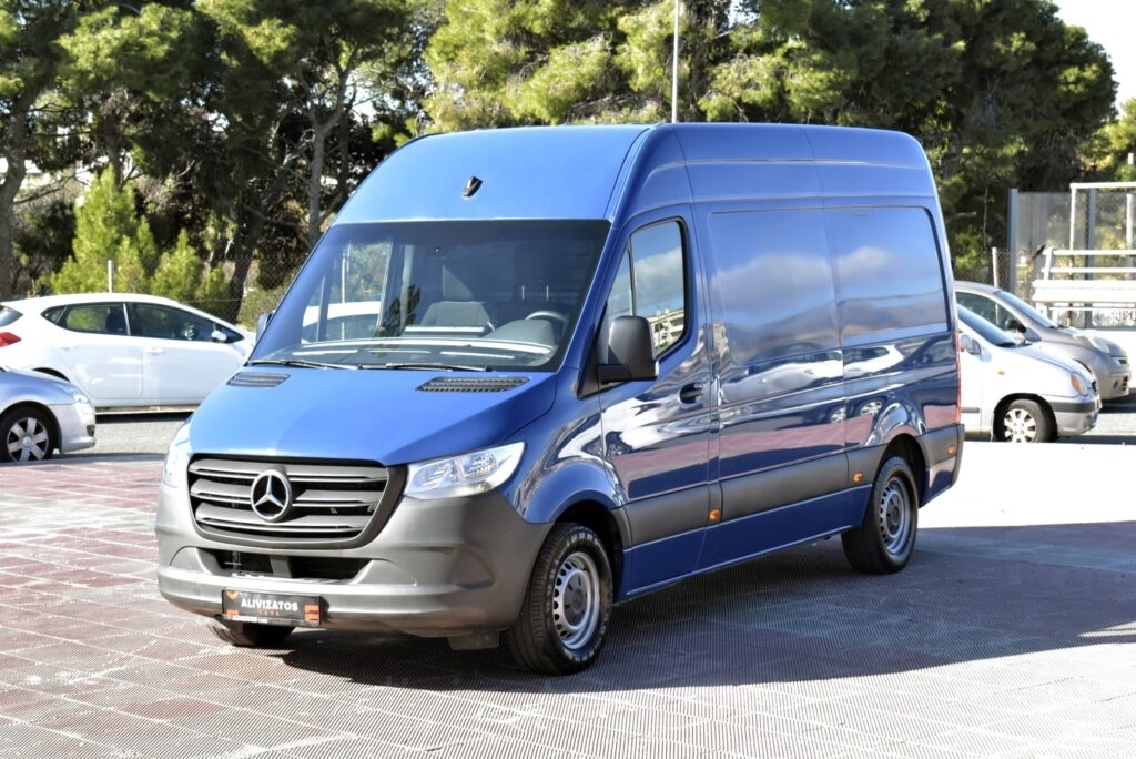 Mercedes-Benz Sprinter - no-subtitle