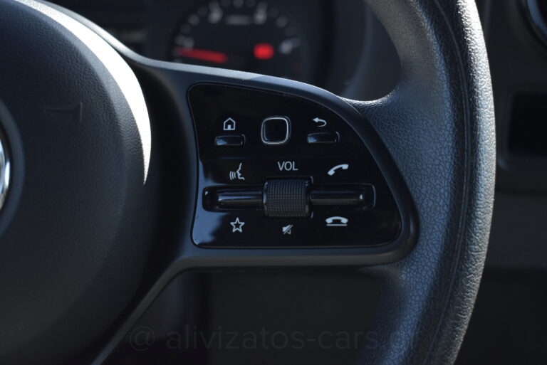 Mercedes-Benz Sprinter - no-subtitle