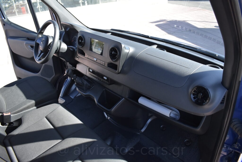 Mercedes-Benz Sprinter - no-subtitle