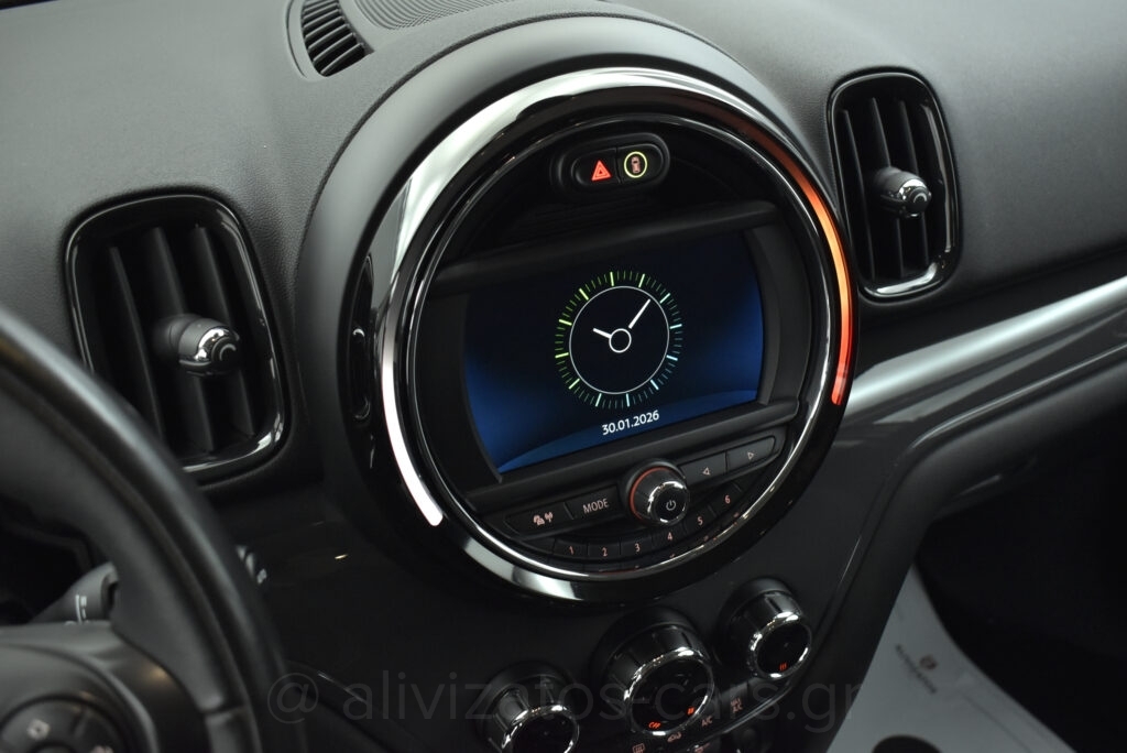 Mini Countryman - One D 116hp Multimedia Sceen