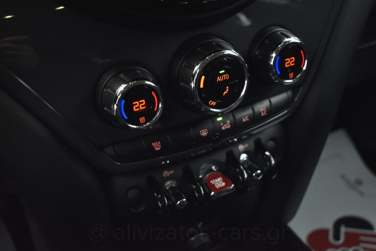 Mini Countryman - One D 116hp Multimedia Sceen